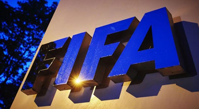 FIFA, Türkiye'ye 13 bin İsviçre frangı ceza verdi FIFA, Türkiye'ye 13 bin İsviçre frangı ceza verdi
