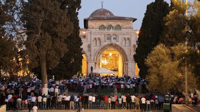 Filistinliler İslam dünyasını Aksa'ya çağırıyor Filistinliler İslam dünyasını Aksa'ya çağırıyor