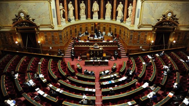 Fransa'da hükûmet güvenoyu aldı Fransa'da hükûmet güvenoyu aldı