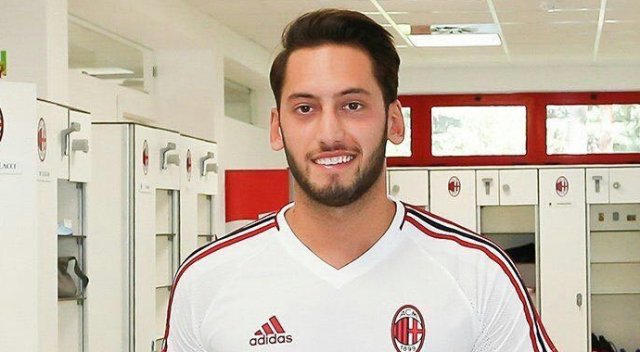 Hakan Çalhanoğlu İtalyan devine transfer oldu