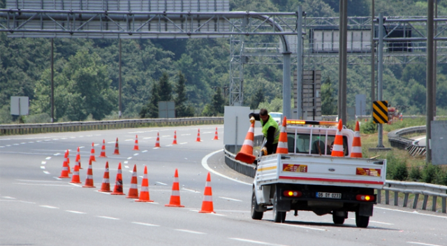 İstanbul yönü 1 ay trafiğe kapatılacak İstanbul yönü 1 ay trafiğe kapatılacak