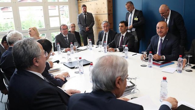 Kıbrıs Konferansı'nda taraflar çözüm önerilerini BM'ye sundu Kıbrıs Konferansı'nda taraflar çözüm önerilerini BM'ye sundu