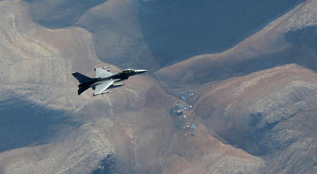 Kuzey Irak&#039;a hava harekâtı: 4 terörist öldürüldü