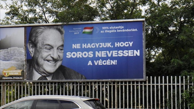 Macaristan'da Soros afişli hükümet kampanyası Macaristan'da Soros afişli hükümet kampanyası