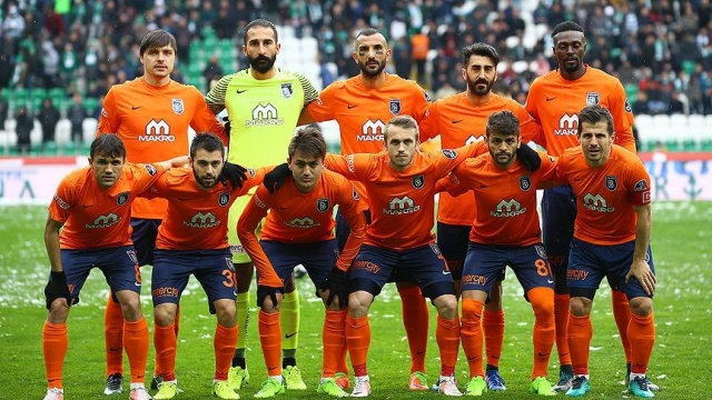 Medipol Başakşehir'de kombinelere büyük ilgi Medipol Başakşehir'de kombinelere büyük ilgi