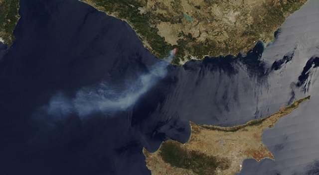 Mersin'deki orman yangını NASA'nın uydu görüntüsünde Mersin'deki orman yangını NASA'nın uydu görüntüsünde