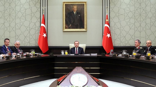 MGK: PYD'ye verilen silahlar PKK'dan çıkıyor MGK: PYD'ye verilen silahlar PKK'dan çıkıyor
