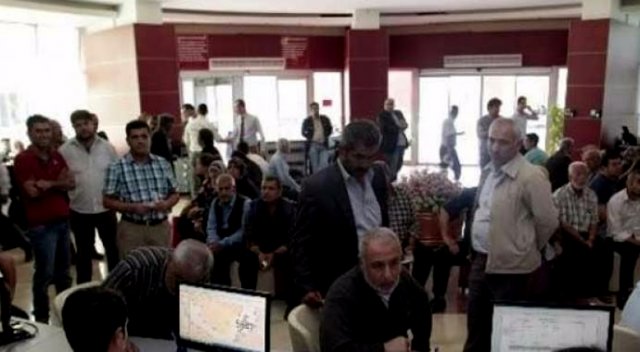 Müteahhitler 1 Ekim öncesi belediyelere akın etti