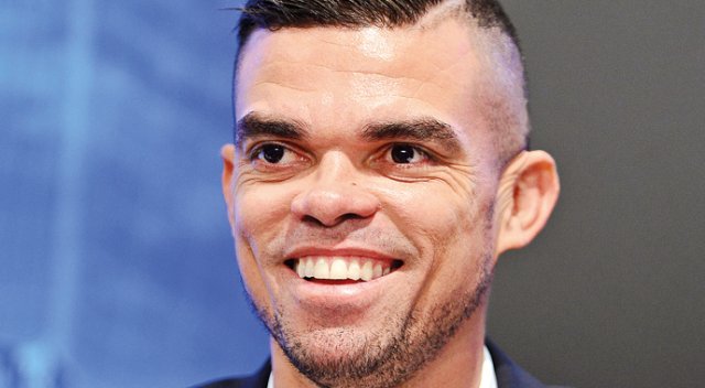 Pepe'nin Beşiktaş'ı tercih etme sebebi ortaya çıktı Pepe'nin Beşiktaş'ı tercih etme sebebi ortaya çıktı