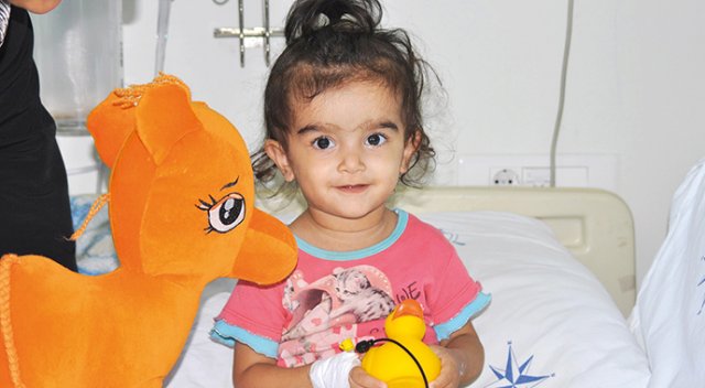 Pişmemiş et minik Meryem’i öldürüyordu Pişmemiş et minik Meryem’i öldürüyordu