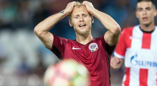 Semih Kaya'nın ayağı kırıldı Semih Kaya'nın ayağı kırıldı