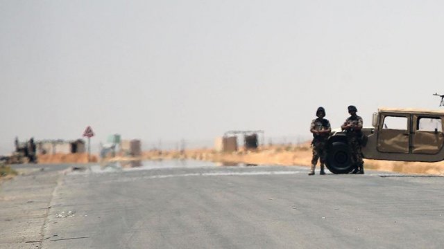 Suriye&#039;den ateşlenen füzeler Ürdün&#039;ü vurdu