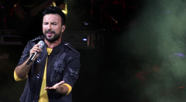 Tarkan konserini beleş tepeden izlediler