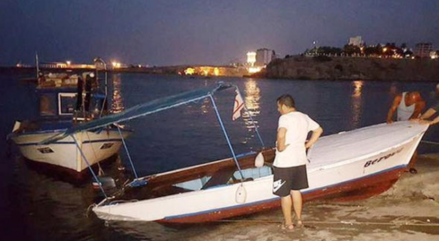 Teknesi batan Kıbrıslı bakan, ölümden döndü