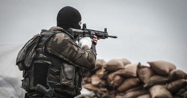 Tunceli&#039;de teröristlerle sıcak çatışma