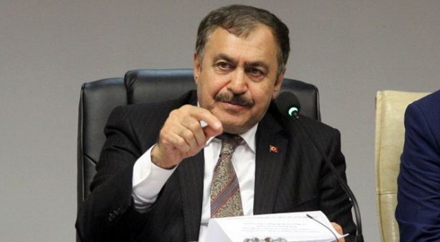 Veysel Eroğlu göreve devam ediyor