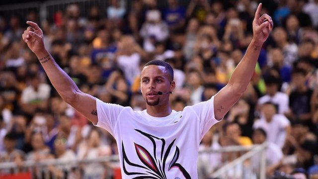 Warriors'tan Curry'ye 201 milyon dolar Warriors'tan Curry'ye 201 milyon dolar