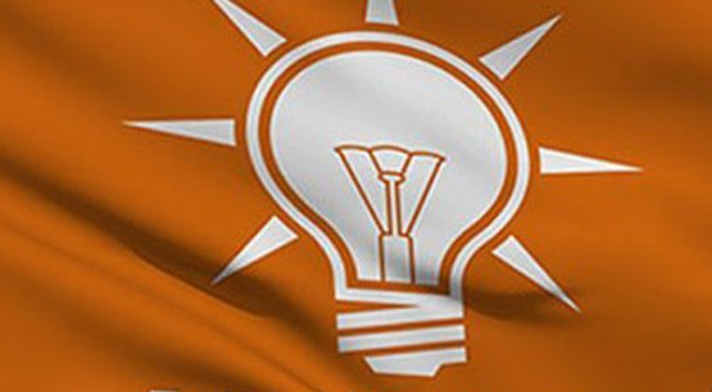 AK Parti'den Ayhan Oğan açıklaması: Kendini bağlar AK Parti'den Ayhan Oğan açıklaması: Kendini bağlar