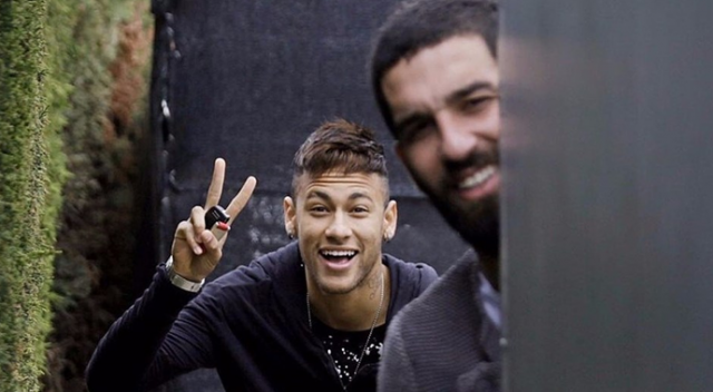 Arda Turan&#039;dan Neymar&#039;a veda
