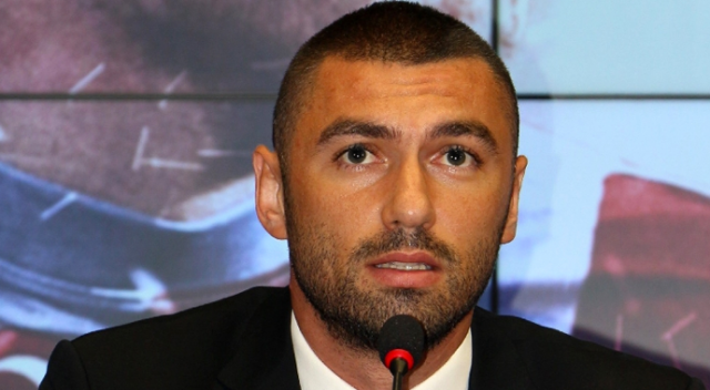 Burak Yılmaz’dan Cumhurbaşkanı Erdoğan’a teşekkür Burak Yılmaz’dan Cumhurbaşkanı Erdoğan’a teşekkür