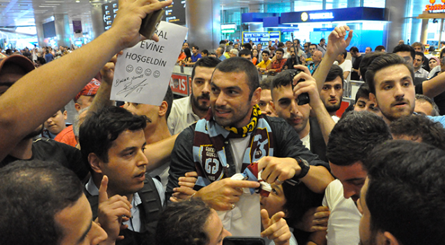 Burak Yılmaz İstanbul’a geldi