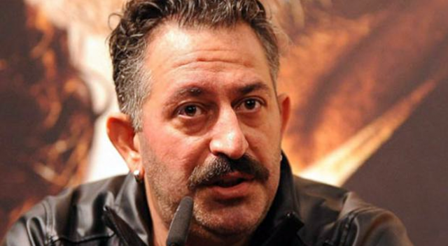 Cem Yılmaz yeminini bozdu Cem Yılmaz yeminini bozdu
