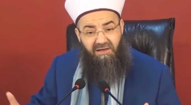 Cübbeli Ahmet Hoca: Diyanet’e Görmez'den daha tehlikelisi gelmedi Cübbeli Ahmet Hoca: Diyanet’e Görmez'den daha tehlikelisi gelmedi