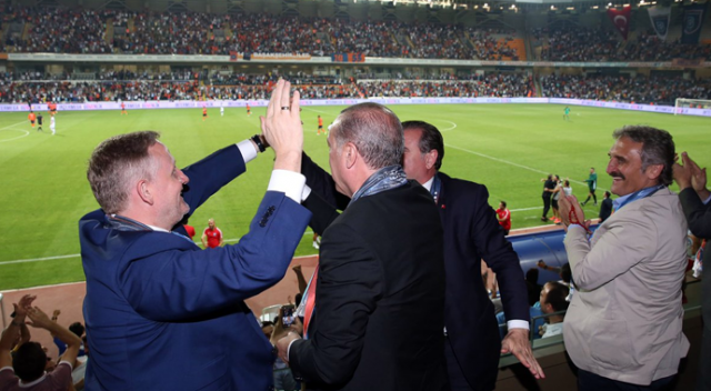 Cumhurbaşkanı Erdoğan'ın gol sevinci
