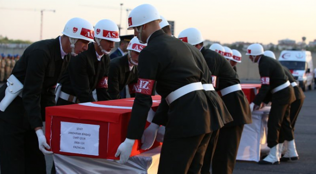 Diyarbakır şehitleri memleketlerine uğurlandı