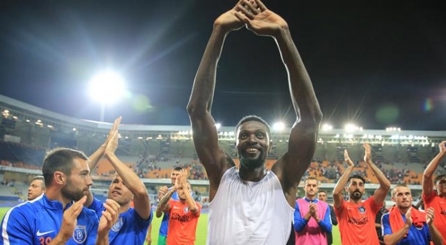 Emmanuel Adebayor: Başakşehir, Türkiye'nin en büyüklerinden birisi