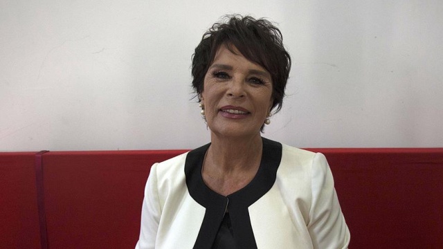 Hülya Koçyiğit: Tarihe mal olmuş bir sultanı canlandırmak isterim Hülya Koçyiğit: Tarihe mal olmuş bir sultanı canlandırmak isterim