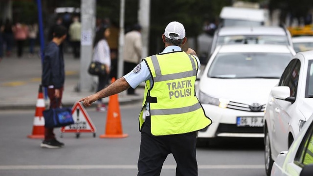 İstanbul'da bazı yollar trafiğe kapatılacak İstanbul'da bazı yollar trafiğe kapatılacak