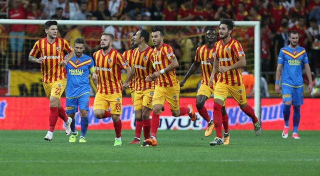 Kayserispor, Göztepe'yi tek golle geçti Kayserispor, Göztepe'yi tek golle geçti
