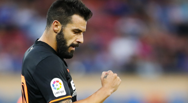 Negredo Valencia tesislerinden ayrıldı
