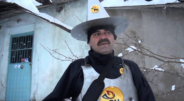 Postacı Nevzat, yeni filmini çekti Postacı Nevzat, yeni filmini çekti