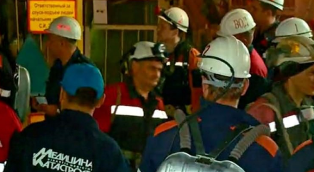 Rusya'da bulunan madeni su bastı: 17 işçi kayıp Rusya'da bulunan madeni su bastı: 17 işçi kayıp