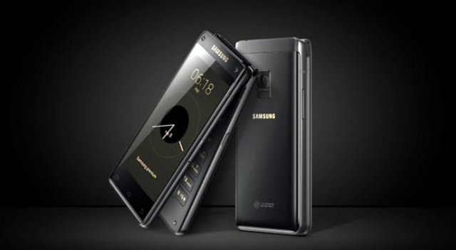 Samsung kapaklı telefonunu duyurdu (Leader 8'in özellikleri) Samsung kapaklı telefonunu duyurdu (Leader 8'in özellikleri)