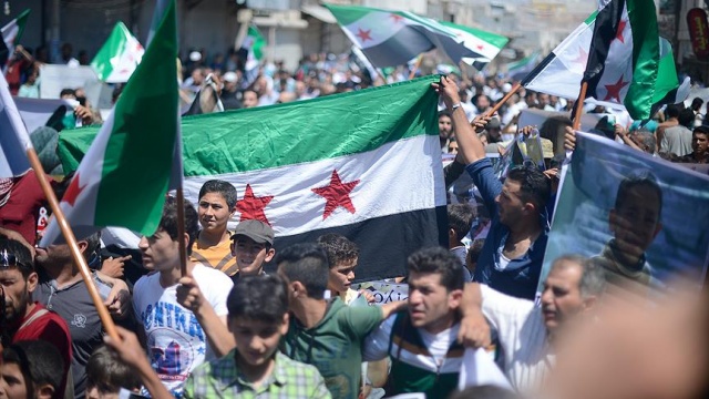 Suriye'de terör örgütü PKK/PYD karşıtı gösteriler düzenlendi Suriye'de terör örgütü PKK/PYD karşıtı gösteriler düzenlendi