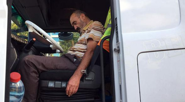Tır şoförünü görenler hemen polisi aradı! Gerçek sonra ortaya çıktı