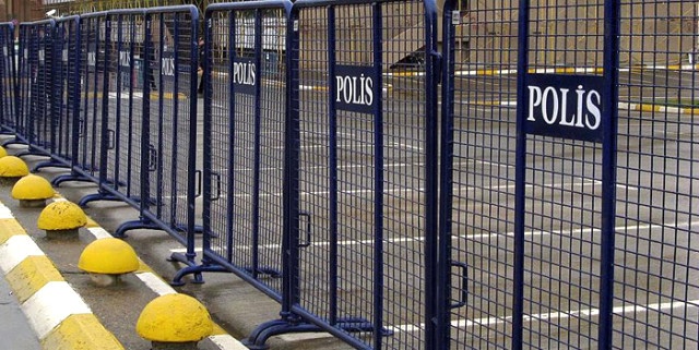 Van’da bazı eylem ve etkinlikler 30 gün yasaklandı Van’da bazı eylem ve etkinlikler 30 gün yasaklandı