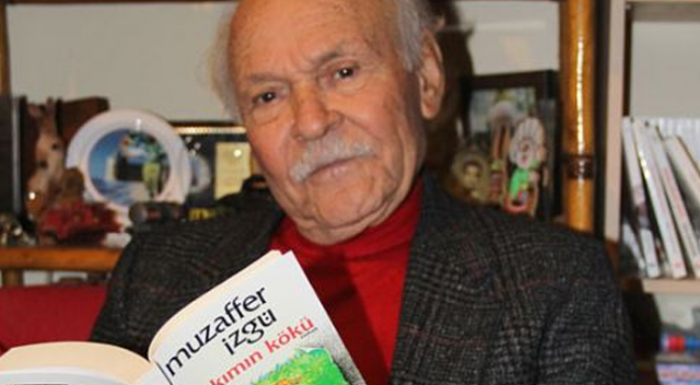 Yazar Muzaffer İzgü hastaneye kaldırıldı