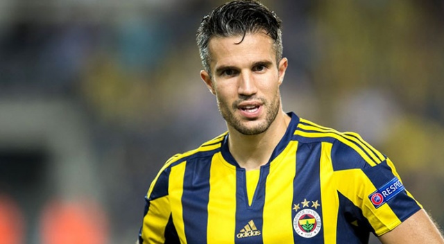 Advocaat, sakat olan RvP&#039;yi yine millî takıma çağırdı
