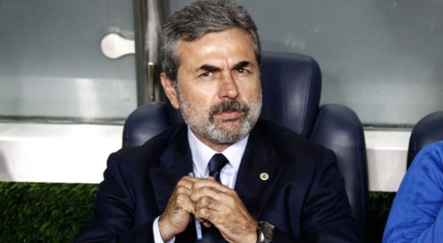 Aykut Kocaman'ın basın toplantısında FB TV'nin yayını kesildi Aykut Kocaman'ın basın toplantısında FB TV'nin yayını kesildi