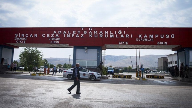 Darbeci erbaş İpek: Komutanın emriyle kamera kayıtlarını tankla ezdim