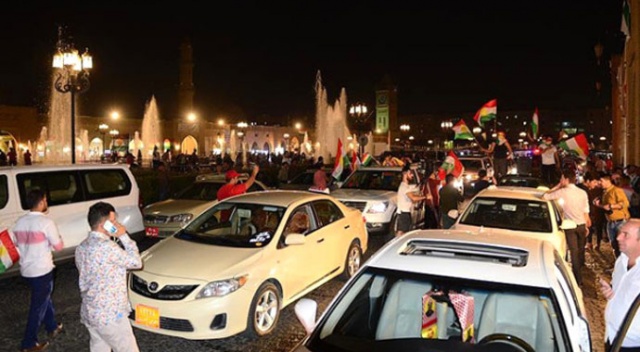 Erbil'de sonuçlar açıklanmadan referandum kutlamaları başladı