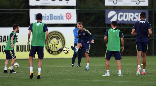 Fenerbahçe 13 eksikle çalıştı Fenerbahçe 13 eksikle çalıştı