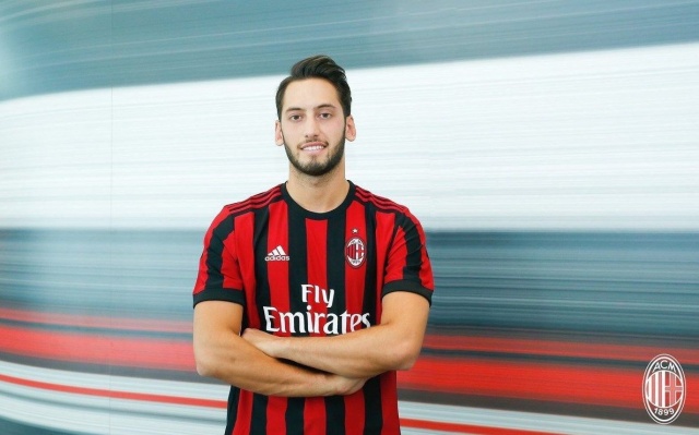 Hakan Çalhanoğlu, İtalyan gazetesine konuştu Hakan Çalhanoğlu, İtalyan gazetesine konuştu