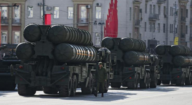 Rusya da S-400'ü doğruladı: İmzaladık! Rusya da S-400'ü doğruladı: İmzaladık!