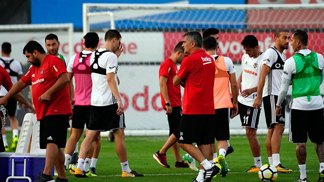 Şenol Güneş 11&#039;i değiştiriyor!