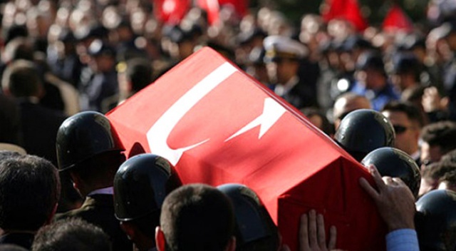 Diyarbakır'da şehit Uzman Onbaşı son yolculuğuna uğurlandı